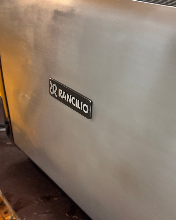 GENERALNO OBNOVLJENI kavni aparat Rancilio Classe 7 z dvema grupama